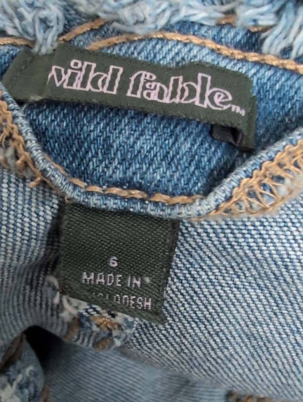 NWT Blue Striped Frayed  Women's 70's Low Rise Flared Jeans Size 6 - Picture 5 of 8